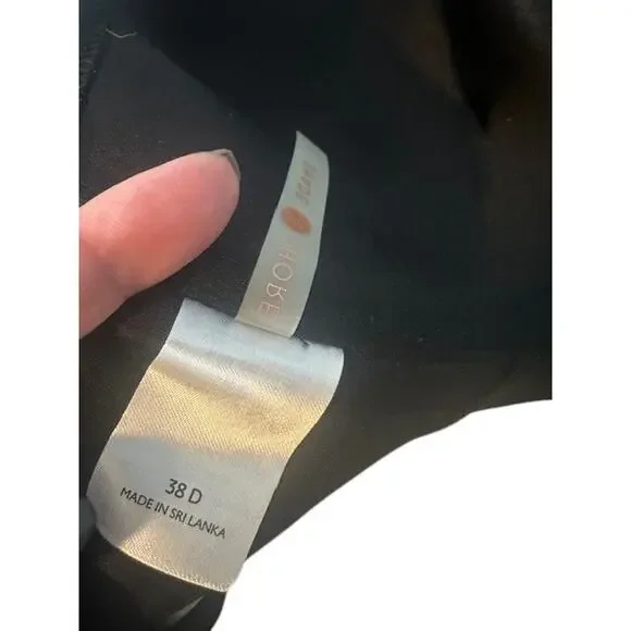 Shade & Shore Black Scalloped Trim Lightly Lined Padded Bikini Top Women 38D - Picture 6 of 8